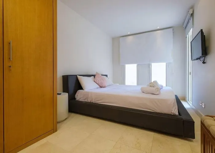 Stylish 1br • Scarab Main Pool Access *