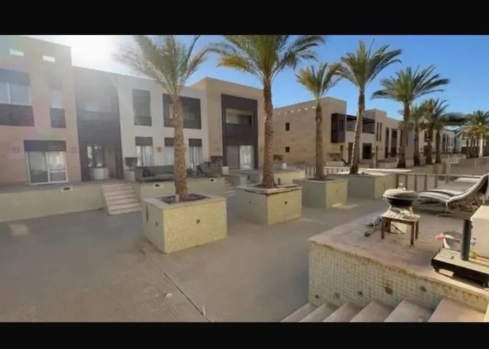 Stylish 1br • Scarab Main Pool Access Apartment *